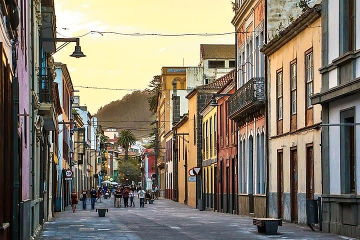 Tour privado de 4 horas a La Laguna desde Tenerife desde el hotel o el puerto de recogida