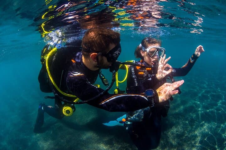 Experiencia de Bautizo de Buceo en Santa Cruz Tenerife