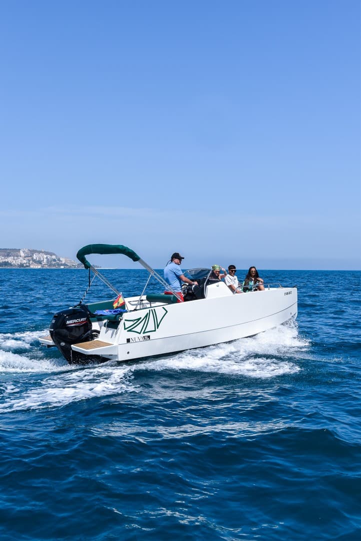 NUVA YACHTS — NUVA M6 OPEN (2022)