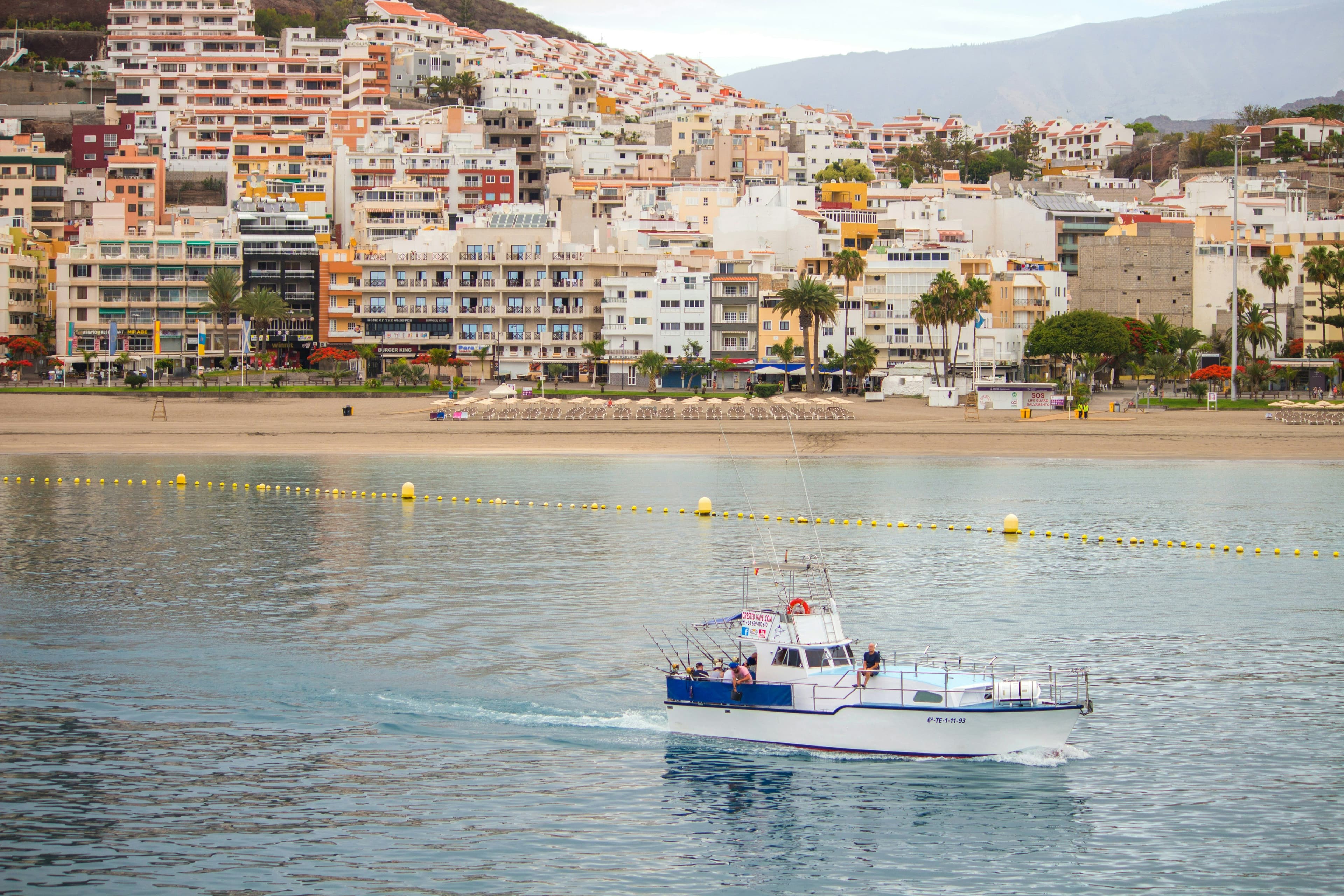 Water Activities in Los Cristianos