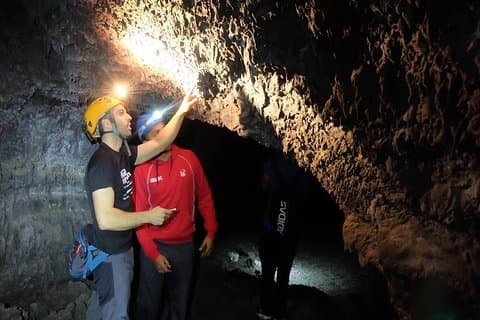 Tour de Espeleología en la Cueva de Las Palomas en La Palma
