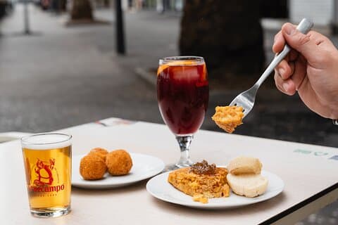 Tour Gourmet de Tapas y Vinos en Santa Cruz de Tenerife