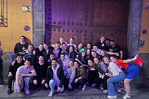 Pub Crawl Valencia : Barras, Tiros Libres & Entrada al Club
