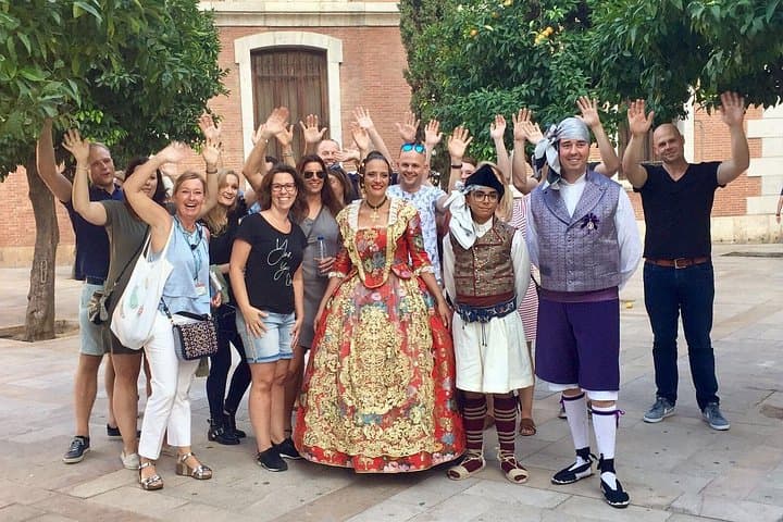 Recorrido a pie por el casco antiguo con un guía de la ciudad de habla holandesa