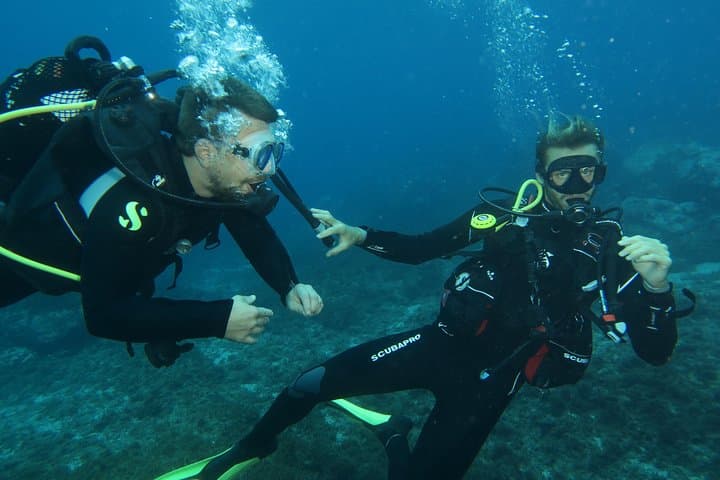 PRUEBA EL BUCEO con un instructor dedicado