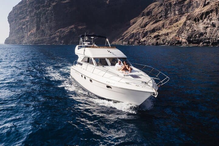 Tour Privado en Barco en Royal Ocean Yacht, Tenerife