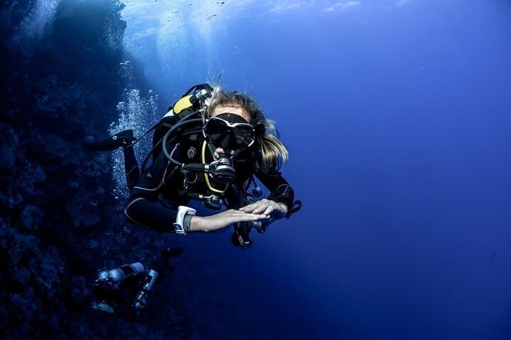 Sesión especial de buceo profundo de SSI en Tenerife
