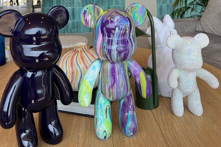 Taller de arte fluido – Figuras únicas en Alicante