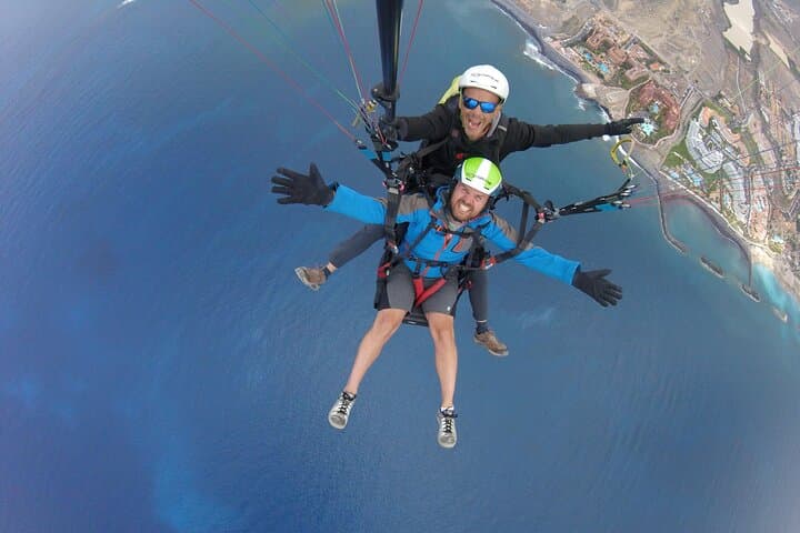 ¡Vuelo en Tandem en Parapente en Tenerife Sur ADRENALINA!