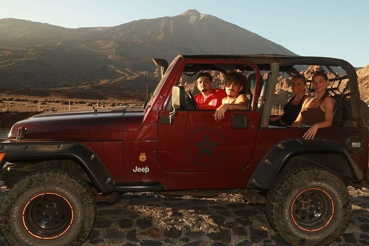 Excursión en jeep al atardecer desde el sur de Tenerife