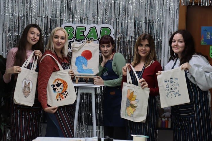 Alicante diseña tu propio taller de arte de bolsos