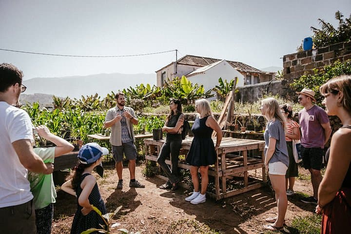 Descubre el oasis escondido de Tenerife: Visita a una granja sostenible