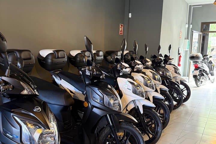 Alquiler de motos Tenerife Explora con libertad