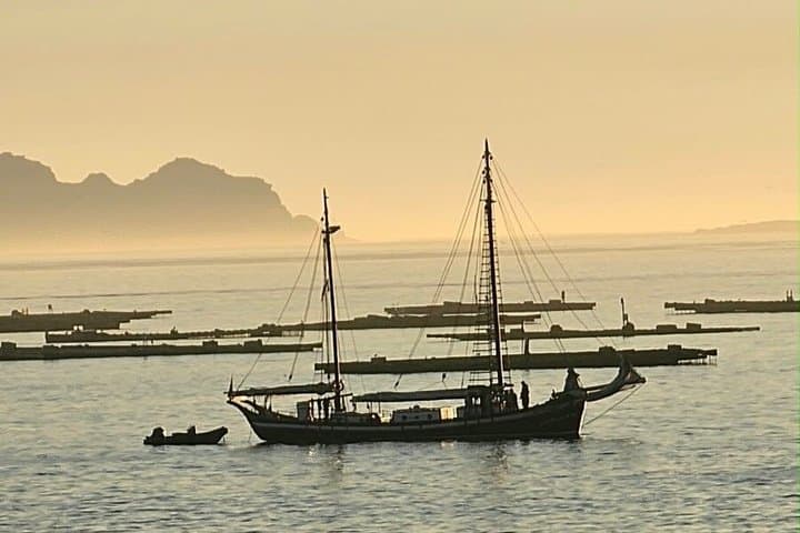 Atardecer En Goleta por La Ría de Vigo