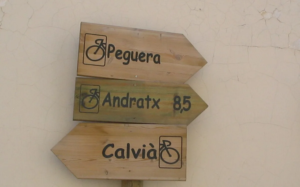 Vista de Calvià-Andratx-Peguera-Mallorca-rafax, imagen complementaria relacionada con Eventos en Calvià: cómo llegar sin coche