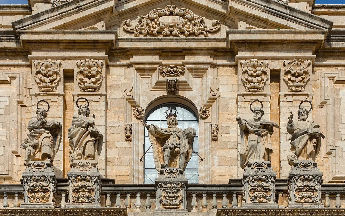 Vista de Jaén - Catedral - 10, imagen relacionada con Cómo moverse por Jaén en transporte público
