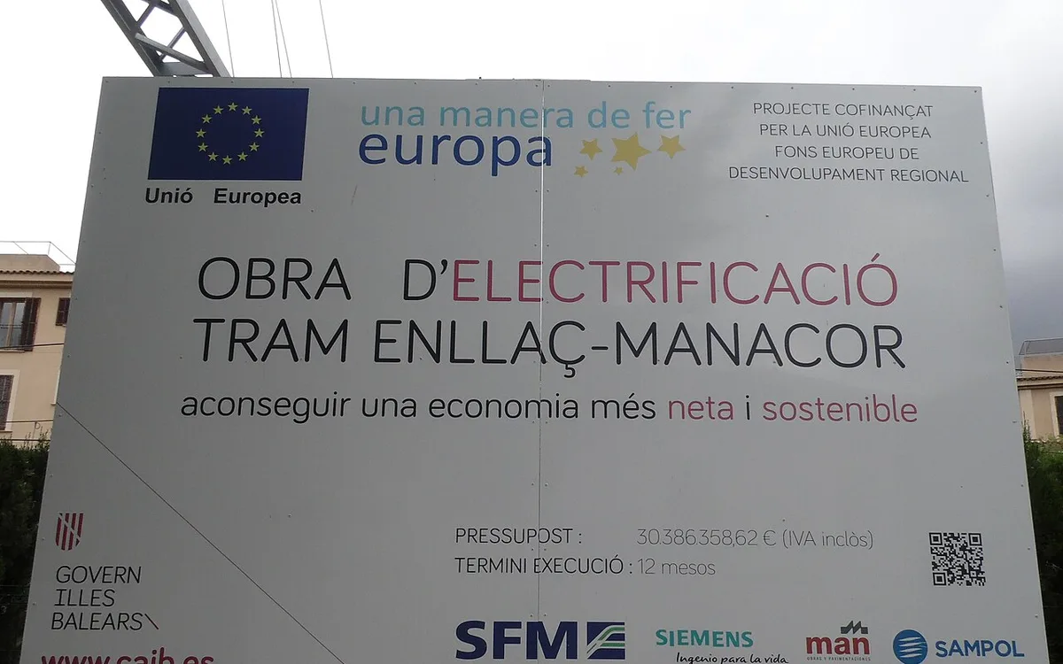 Vista de MAJORKA-ESTACIO DE MANACOR, AB-016, imagen complementaria relacionada con Cómo moverse por Manacor en transporte público